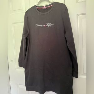 Tommy hilfiger oversized sweater worn once